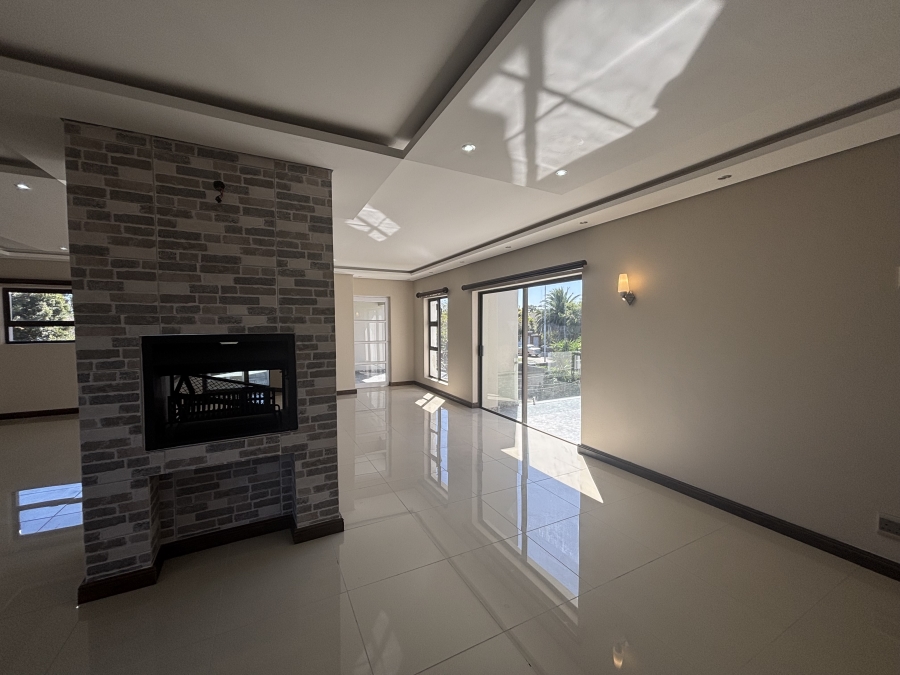 To Let 3 Bedroom Property for Rent in Flamingo Vlei Western Cape